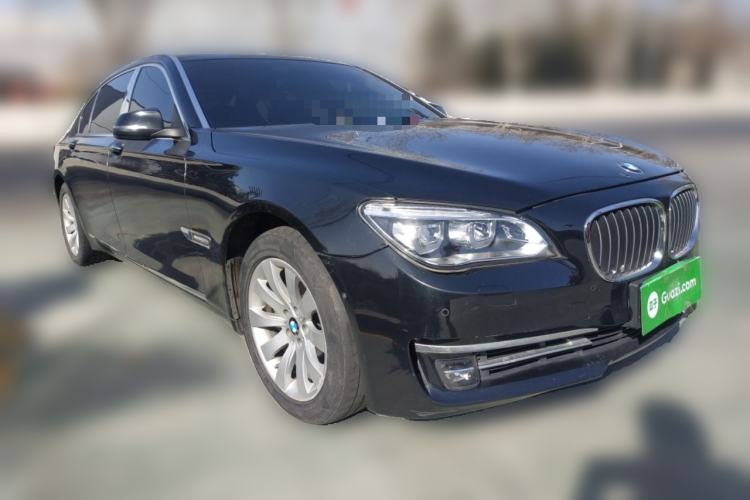 Used BMW 7 Series 2009 740Li Luxury Model Front Right 45 Deg