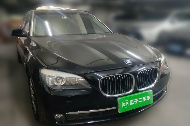 Used BMW 7 Series 2009 730Li Luxury Model Front Right 45 Deg