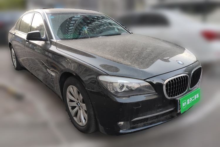 Used BMW 7 Series 2009 740Li Luxury Model Front Right 45 Deg