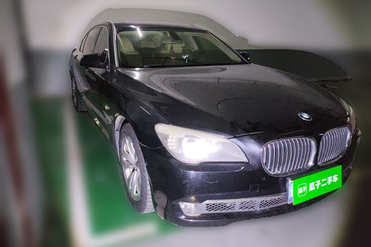 Used BMW 7 Series 2009 730Li Luxury Model Front Right 45 Deg