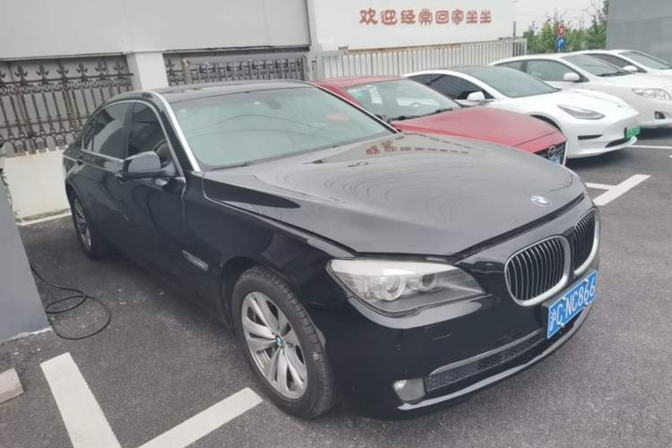 Used BMW 7 Series 2009 730Li Leading Model Front Right 45 Deg
