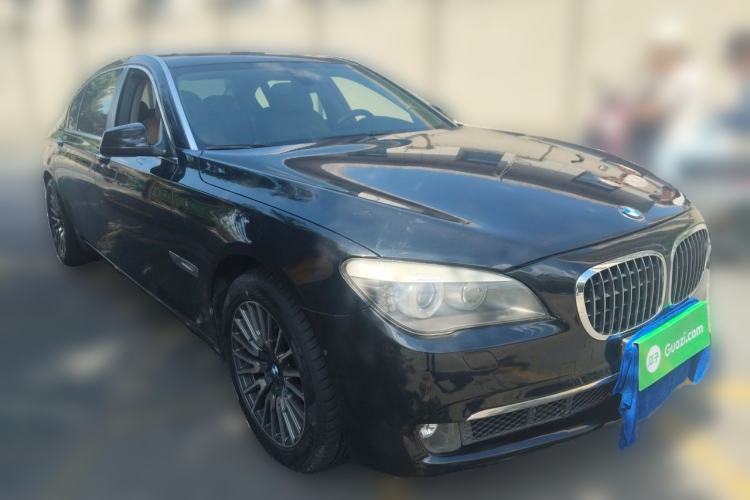 Used BMW 7 Series 2009 740Li Luxury Edition Front Right 45 Deg