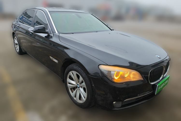 Used BMW 7 Series 2009 730Li Luxury Model Front Right 45 Deg