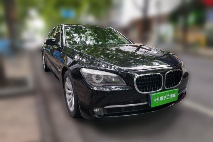 Used BMW 7 Series  Front Right 45 Deg