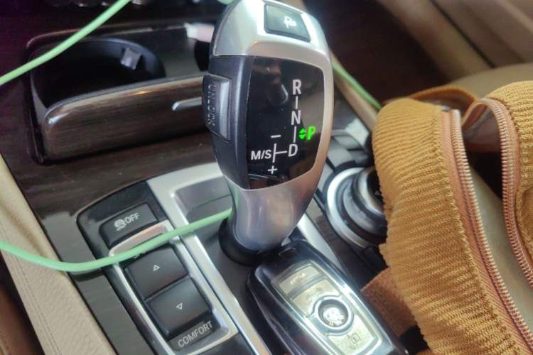 Used BMW 7 Series 2009 730Li Leading Model Gear Lever