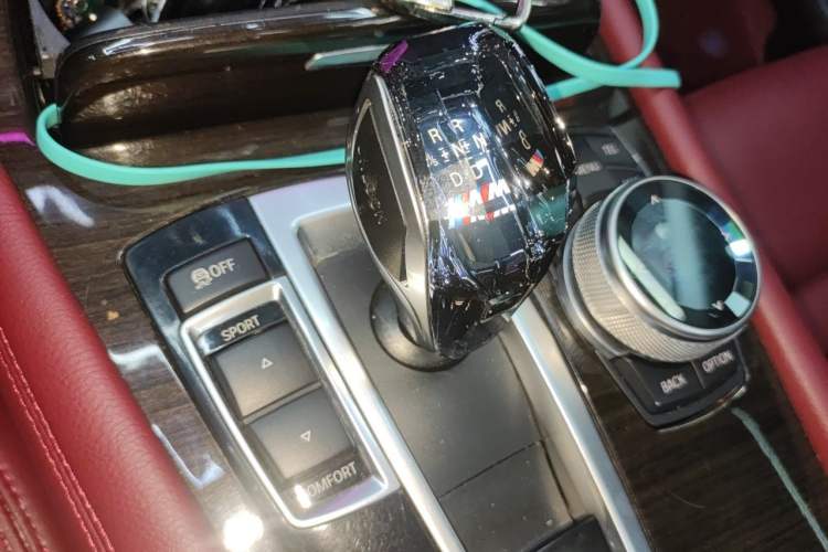 Used BMW 7 Series 2009 730Li Luxury Model Gear Lever