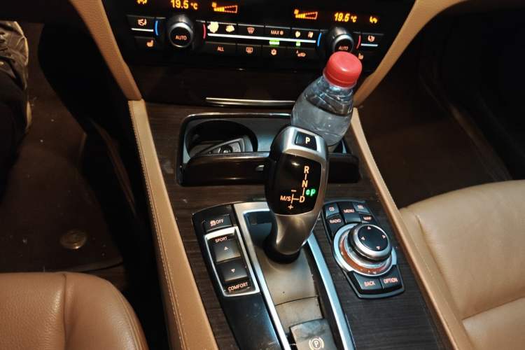 Used BMW 7 Series 2009 740Li Leading Model Gear Lever