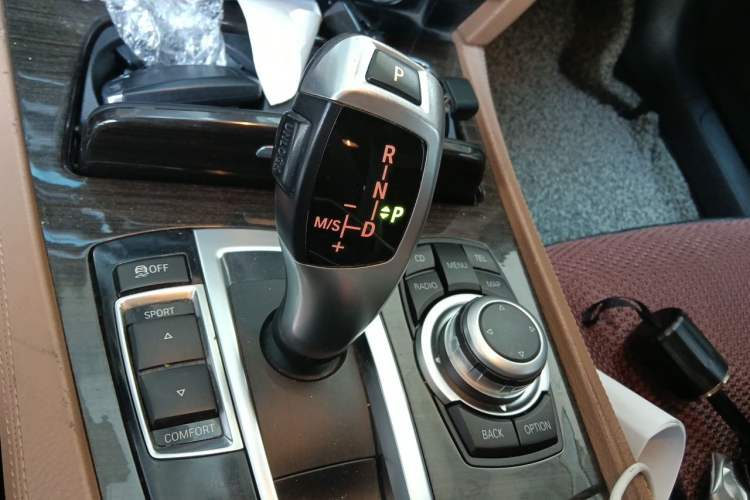 Used BMW 7 Series 2009 730Li Luxury Model Gear Lever