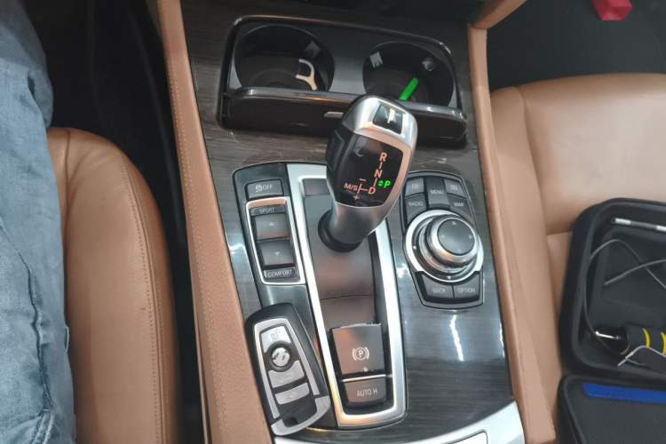 Used BMW 7 Series 2009 740Li Leading Model Gear Lever