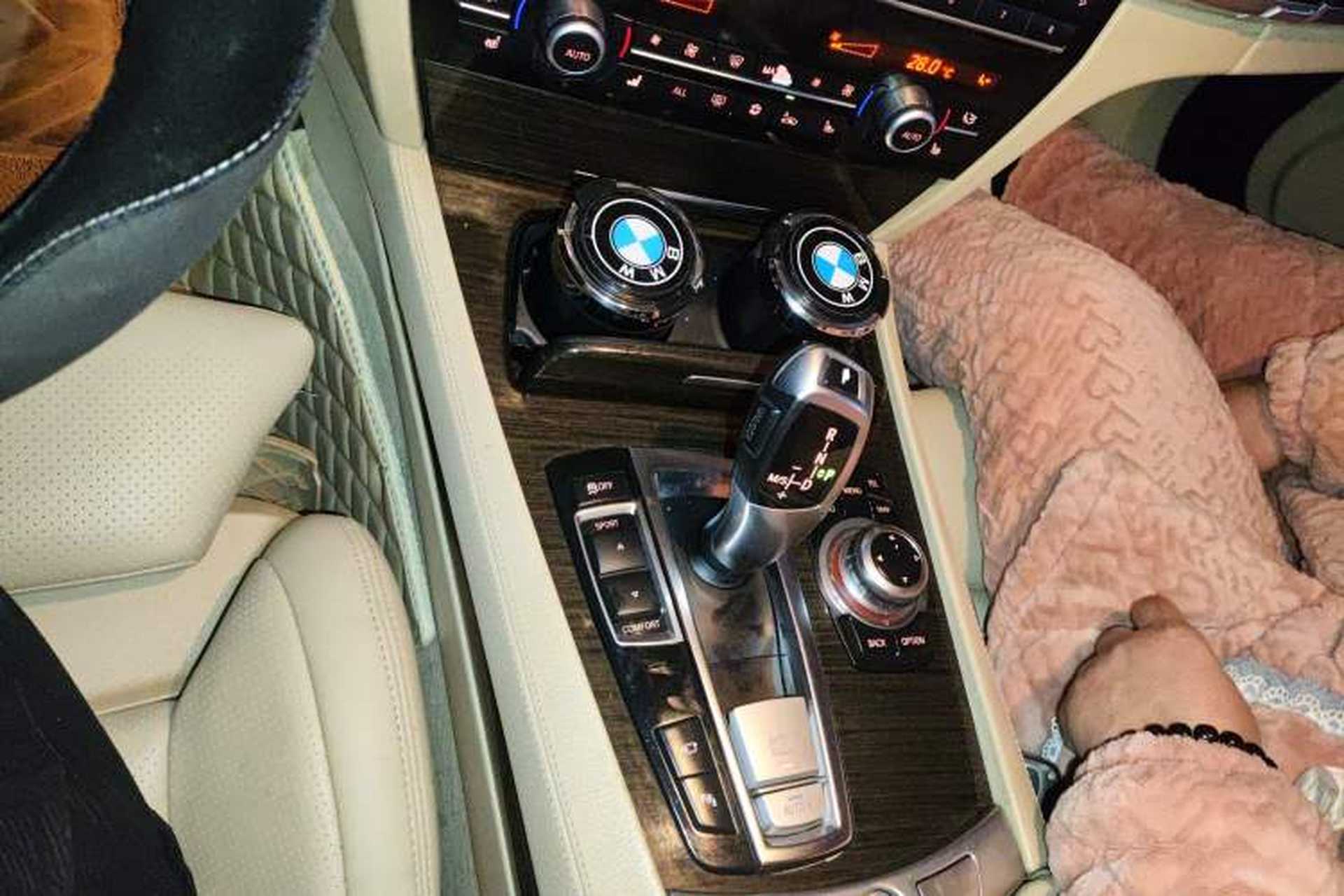 Used BMW 7 Series 2009 730Li Luxury Model Gear Lever