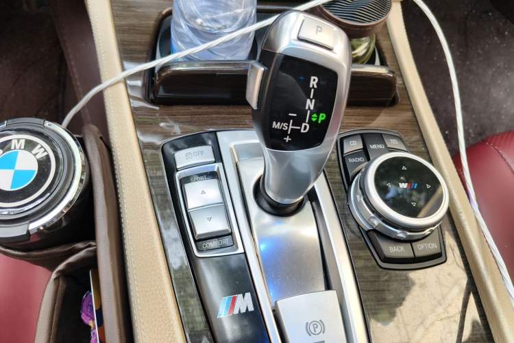 Used BMW 7 Series 2009 730Li Luxury Model Gear Lever
