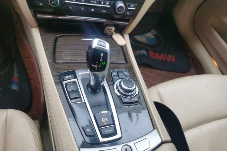 Used BMW 7 Series 2009 730Li Leading Model Gear Lever