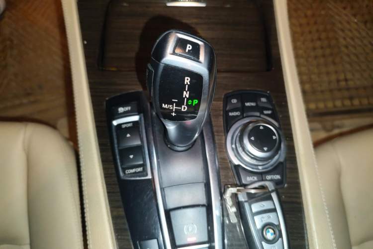 Used BMW 7 Series 2009 740Li Leading Model Gear Lever