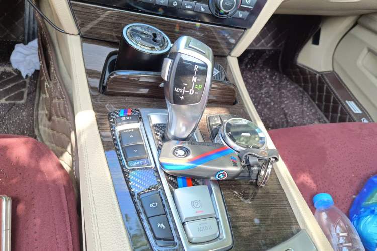 Used BMW 7 Series 2009 750Li Luxury Model Gear Lever