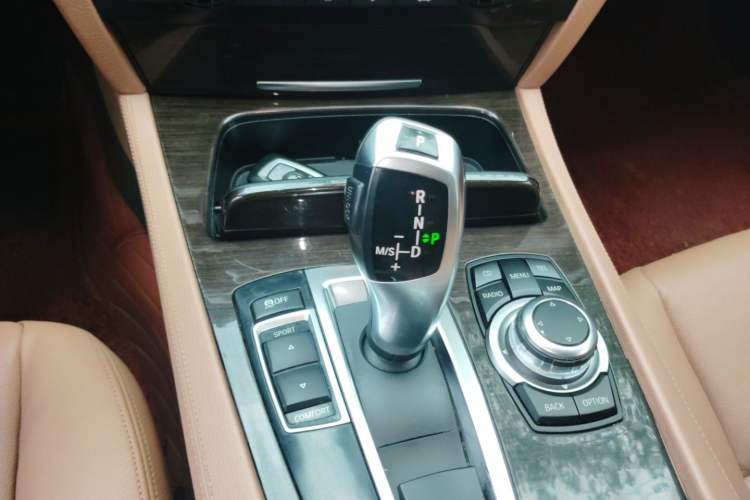 Used BMW 7 Series 2009 740Li Leading Model Gear Lever