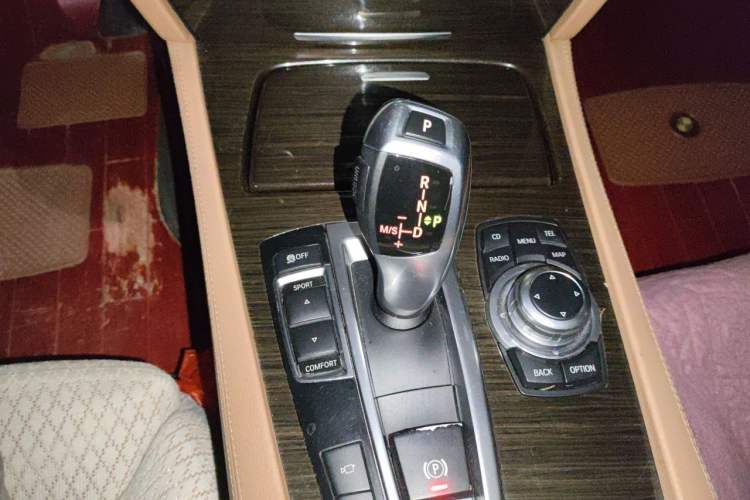 Used BMW 7 Series 2009 740Li Luxury Model Gear Lever