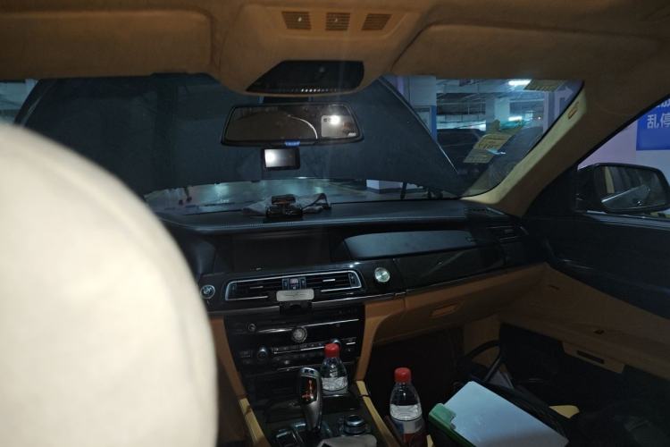 Used BMW 7 Series 2009 730Li Luxury Model Headliner