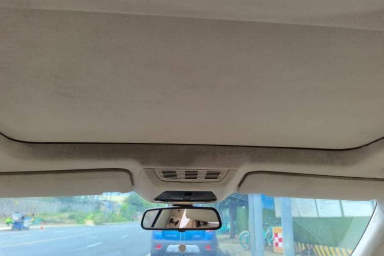 Used BMW 7 Series 2009 740Li Luxury Model Headliner