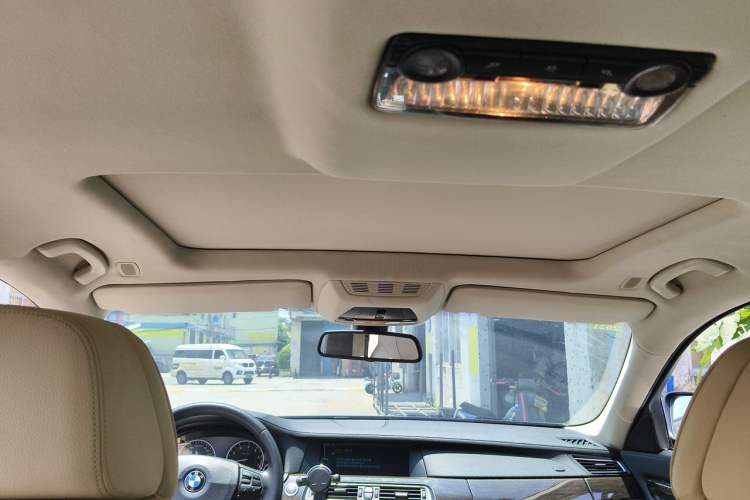 Used BMW 7 Series 2009 730Li Luxury Model Headliner