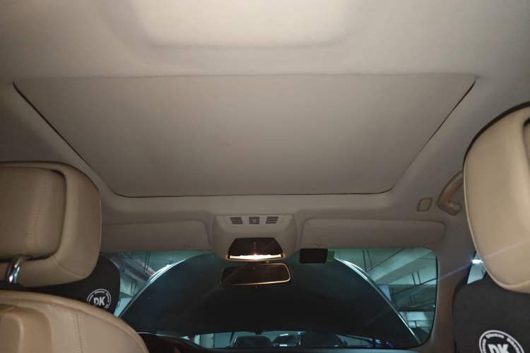 Used BMW 7 Series 2009 740Li Leading Model Headliner