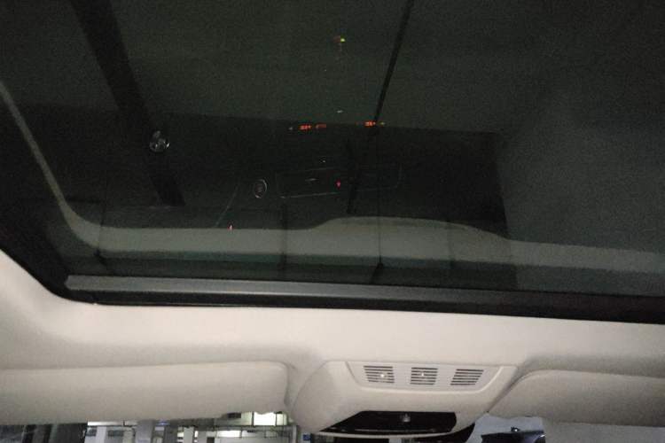 Used BMW 7 Series 2009 740Li Luxury Model Headliner
