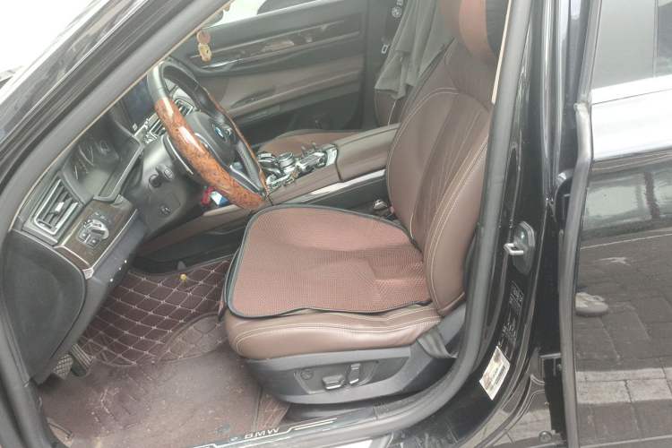 Used BMW 7 Series 2009 740Li Leading Model Left Front Seat