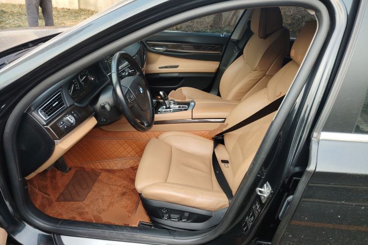 Used BMW 7 Series 2009 730Li Luxury Model Left Front Seat