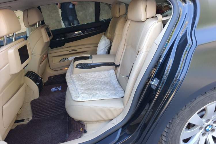Used BMW 7 Series 2009 740Li Luxury Model Left Rear Seat