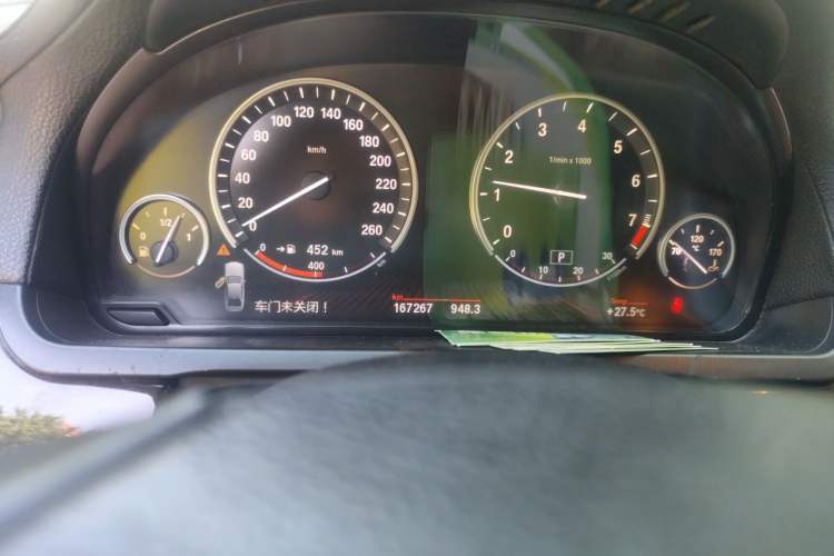 Used BMW 7 Series 2009 740Li Leading Model Odometer Close Up