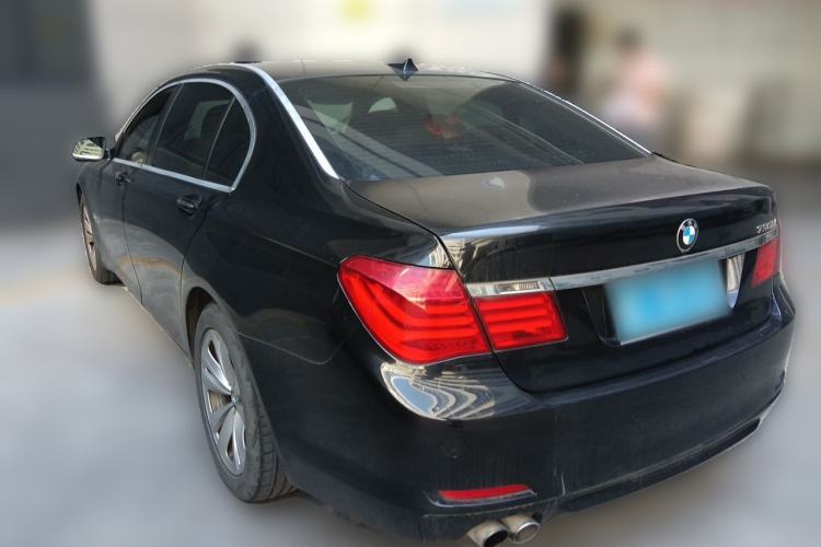 Used BMW 7 Series 2009 730Li Luxury Model Rear Left 45 Deg