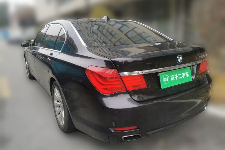 Used BMW 7 Series 2009 740Li Luxury Model Rear Left 45 Deg