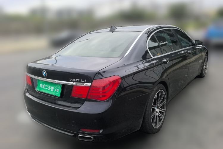 Used BMW 7 Series 2009 740Li Luxury Model Rear Right 45 Deg
