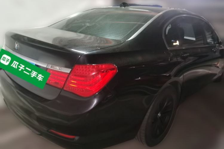 Used BMW 7 Series 2009 730Li Luxury Model Rear Right 45 Deg