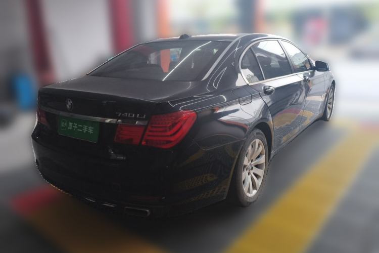 Used BMW 7 Series 2009 740Li Leading Model Rear Right 45 Deg