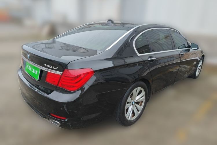 Used BMW 7 Series 2009 730Li Luxury Model Rear Right 45 Deg