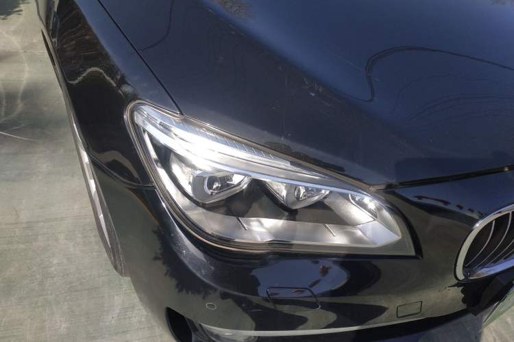 Used BMW 7 Series 2009 740Li Luxury Model Right Front Headlight