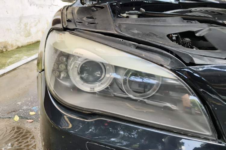Used BMW 7 Series 2009 730Li Luxury Model Right Front Headlight