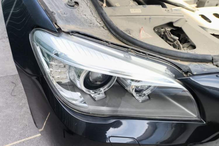 Used BMW 7 Series 2009 740Li Luxury Edition Right Front Headlight