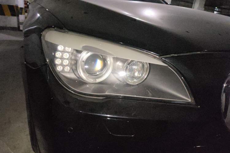 Used BMW 7 Series 2009 740Li Luxury Model Right Front Headlight