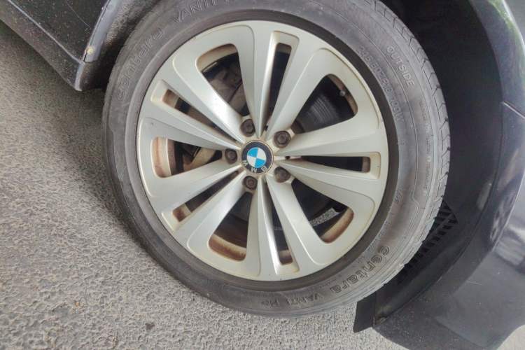 Used BMW 7 Series 2009 730Li Leading Model Right Front Wheel Hub