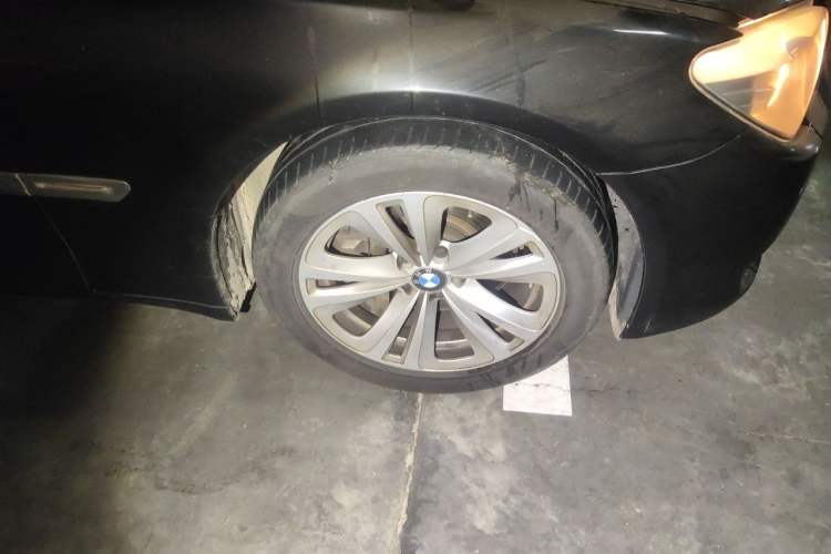 Used BMW 7 Series 2009 730Li Leading Model Right Front Wheel Hub