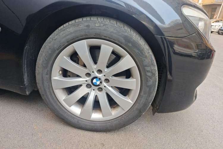 Used BMW 7 Series 2009 740Li Leading Model Right Front Wheel Hub