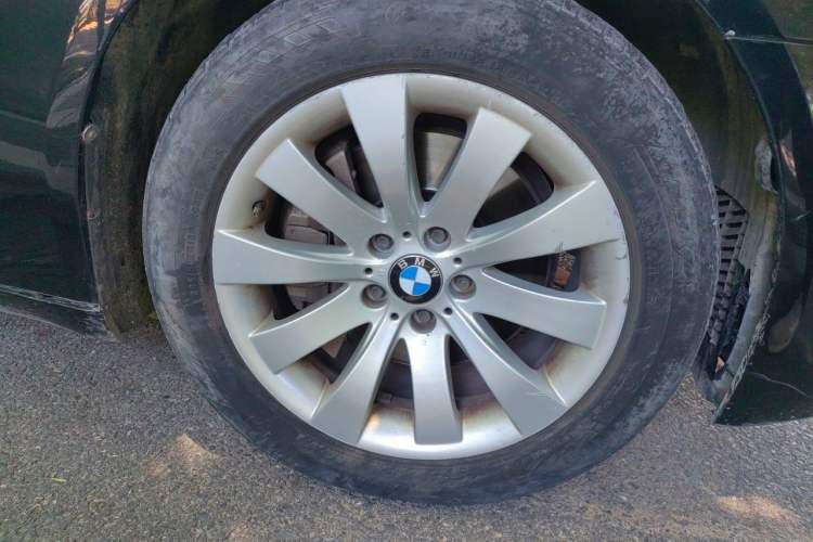Used BMW 7 Series 2009 740Li Leading Model Right Front Wheel Hub