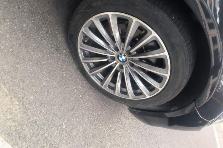 Used BMW 7 Series 2009 730Li Leading Model Right Front Wheel Hub