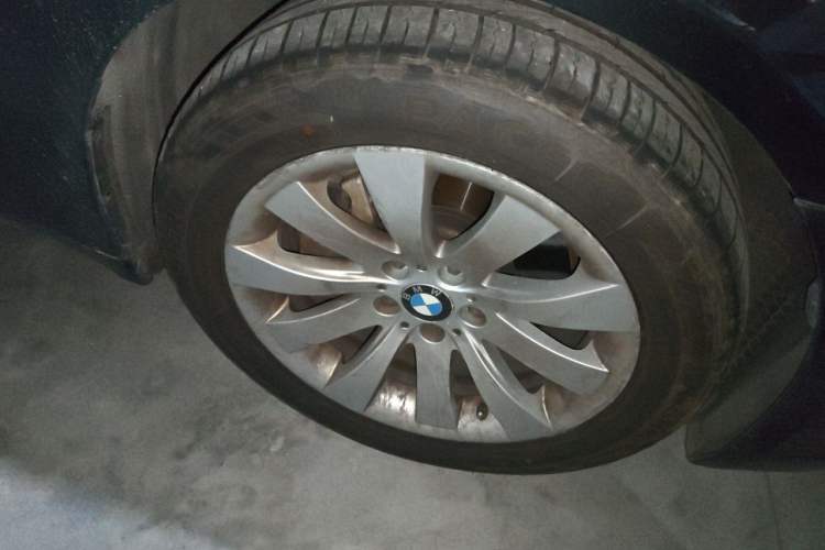 Used BMW 7 Series 2009 740Li Leading Model Right Front Wheel Hub