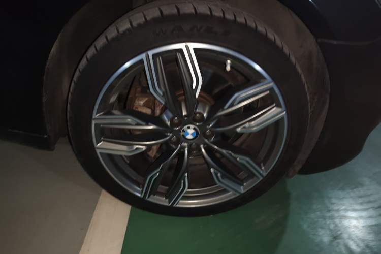 Used BMW 7 Series 2009 730Li Leading Model Right Front Wheel Hub