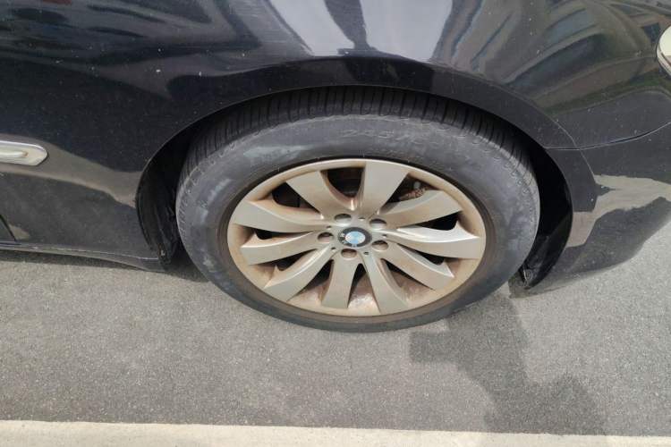 Used BMW 7 Series 2009 740Li Leading Model Right Front Wheel Hub