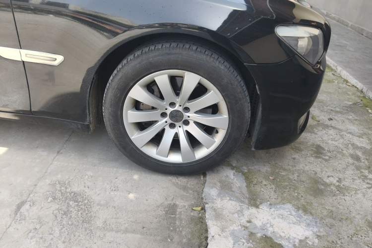 Used BMW 7 Series 2009 740Li Leading Model Right Front Wheel Hub