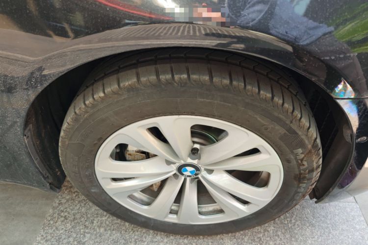 Used BMW 7 Series 2009 730Li Leading Model Right Front Wheel Hub