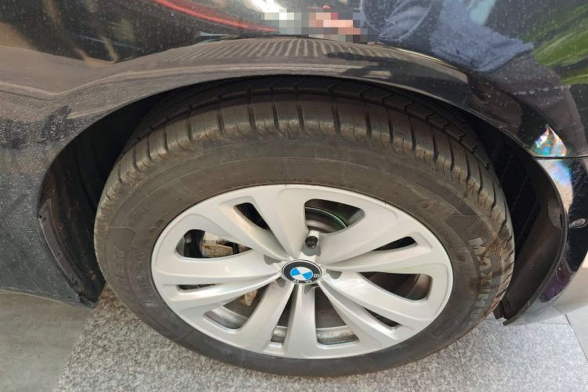 Used BMW 7 Series 2009 730Li Leading Model Right Front Wheel Hub